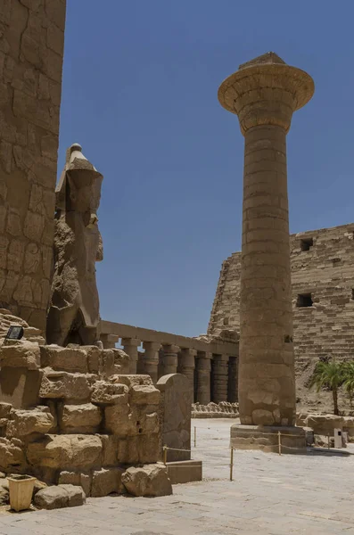 Ruinerna av Karnaktemplet i luxor, Egypten — Stockfoto