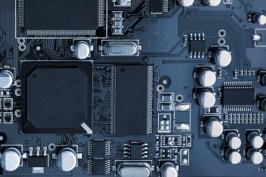 Elektronik devre kartı kapanıyor. ses tonlu