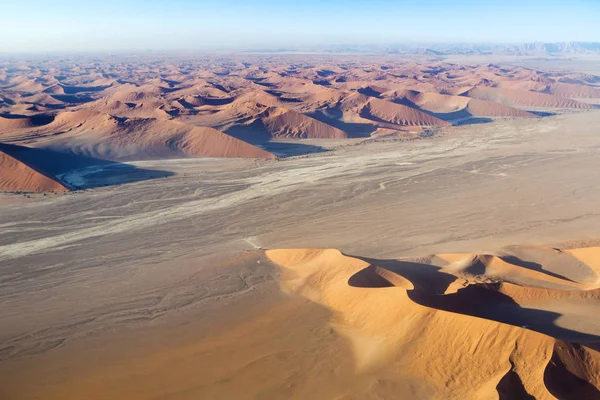 Sand dune landscape — Stock Photo, Image