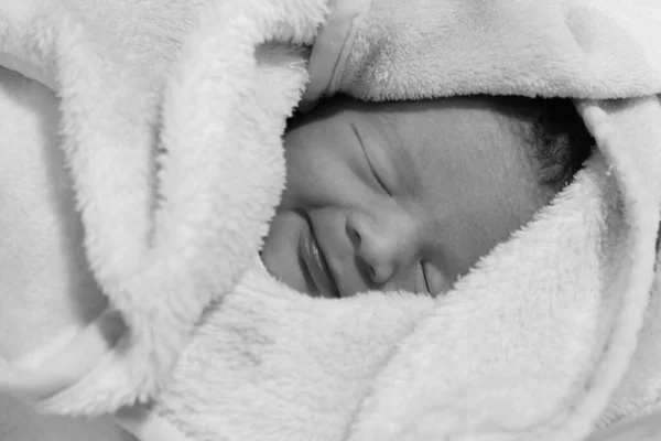 Newborn Baby Blankets Clothed Happy Sleepy Babe — Stock Photo, Image