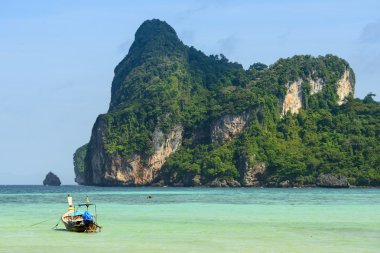 Phi Phi Island, Tayland tarihinde ahşap tekne