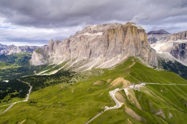 Dolomiti dağlar panorama yaz aylarında