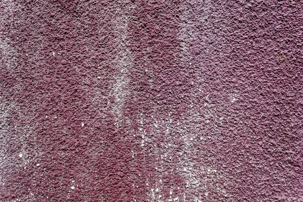 Фиолетовая Окрашенная Поврежденная Текстура Бетонной Стены — стоковое фото