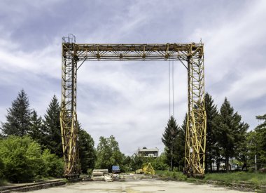 Terk Edilmiş Sekiz Ton Turnası