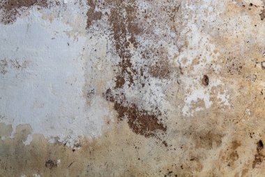 Eskimiş Beton Duvar Yapısı