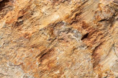 Sarımsı Yaşlı Yıpranmış Doğal Taş Yapısı