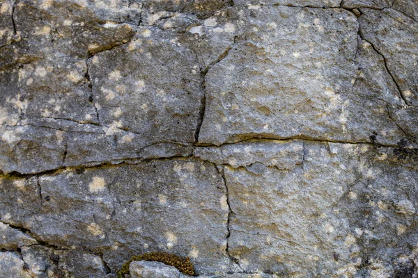 Grijsachtig Oud Verweerd Gebarsten Natuursteen Textuur — Stockfoto