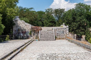 Belgrad Kapısının üzerindeki Nis Kalesi Duvarı