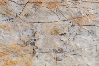 Yıpranmış Doğal Taş Yapısı