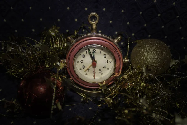 Ano Novo Vintage Muito Antigo Relógio Com Elementos Decorativos — Fotografia de Stock