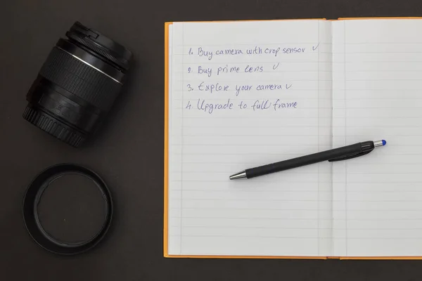 Összetétel Készült Kamera Lencse Ceruza Lencse Csuklya Notebook Írásbeli Célokat — Stock Fotó