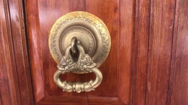 Kandy Sri Lanka Doorknob Temple Big Buddha — Stock Video