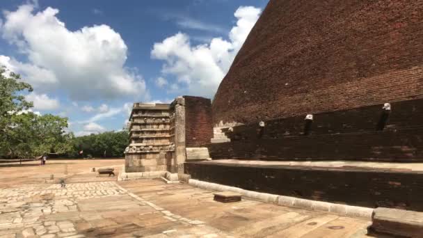 Anuradhapura, sri lanka, Himmel, Wolken und Kuppel — Stockvideo