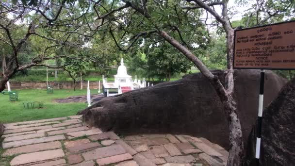 Anuradhapura, Sri Lanka, Blick auf Steinkissen — Stockvideo