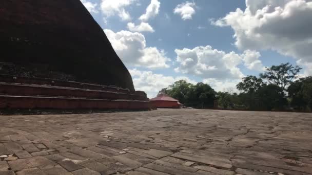 Anuradhapura, sri lanka, Wolken bei klarem Wetter — Stockvideo
