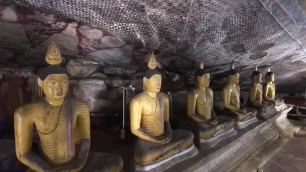 Dambulla, Sri Lanka, 25 novembre 2019, Tempio delle Grotte di Dambulla, Statua del Buddha Parte 13 — Video Stock