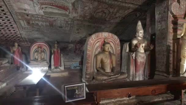 Dambulla, Sri Lanka, 25 novembre 2019, Tempio delle Grotte di Dambulla, Statua del Buddha Parte 4 — Video Stock