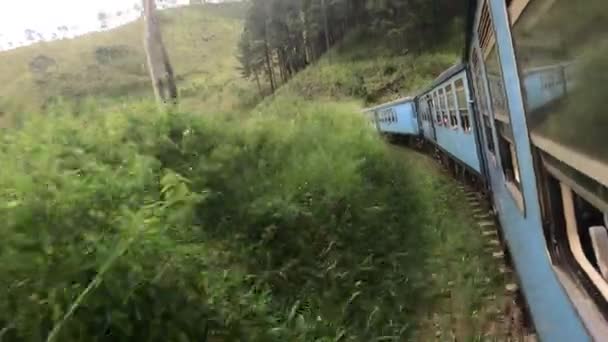 Ella, Sri Lanka, trens em turnos — Vídeo de Stock