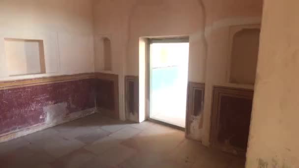 Jaipur, Indien, 05 november 2019 Amer Fort innergård av fästningarna ekonomiska lokaler del 5 — Stockvideo