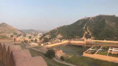 Jaipur, Hindistan, Kasım 05, 2019, Amer Kale manzaralı güneş altındaki kale bölüm 5 