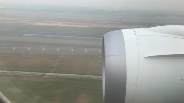 Új-Delhi, India, 2019. november 11., repülőgép járat az indiai fővárosba 3. rész — Stock videók