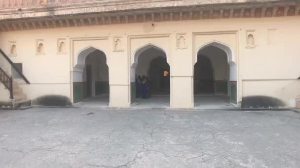 Jaipur, India, November 05, 2019 Amer Fort inner courtyard of the fortresss economic premises part 7 — ストック動画