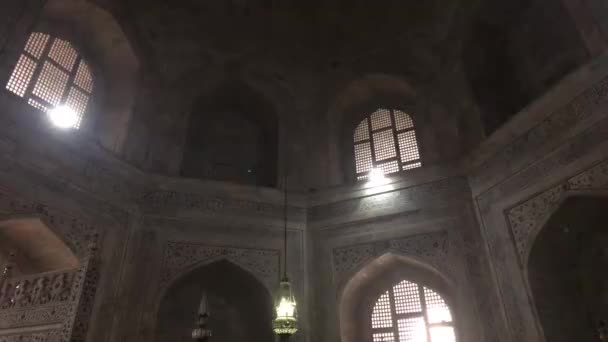 Agra, Índia, 10 de novembro de 2019, Taj Mahal, Hall dentro do templo parte 6 — Vídeo de Stock