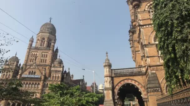 Mumbai, India - Station and Municipal Corporation buildings — Stockvideo