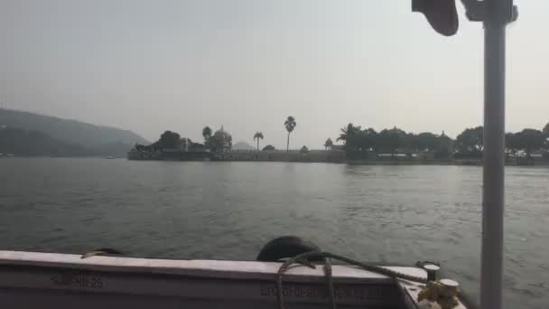 Udaipur, India - Walk on Lake Pichola part 5 — Stok video