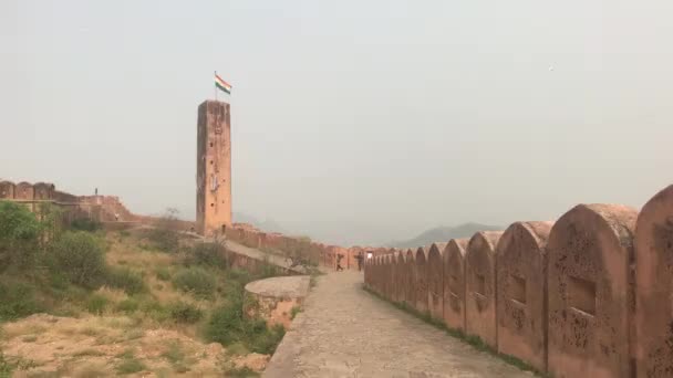 Jaipur, Indien - vacker utsikt över grannskapet från höjden av fästningen del 7 — Stockvideo