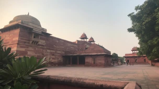 Fatehpur sikri, Indien - historische Gebäude der antiken Stadt — Stockvideo