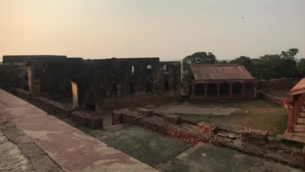 Fatehpur Sikri, Indien - historiska byggnader i den antika stadsdelen 16 — Stockvideo