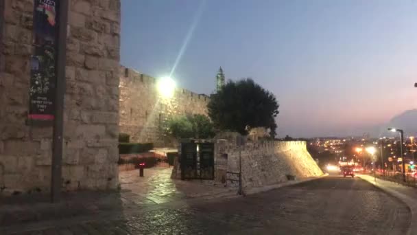 Yerusalem, Israel - jalan-jalan indah di kota malam bagian 3 — Stok Video