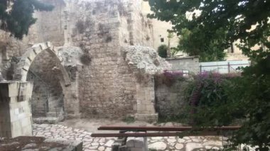 Kudüs, İsrail - geçmişten kalma desenleri ve freskleri olan duvarlar