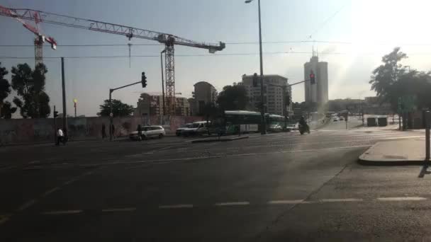 Jérusalem, Israël - 20 octobre 2019 : les touristes marchent dans les rues de la ville moderne partie 21 — Video