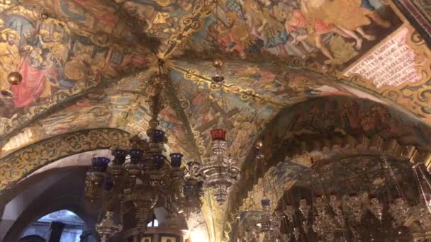 Jerusalem, Israel - the inner walls of the church in the old town — Stok video
