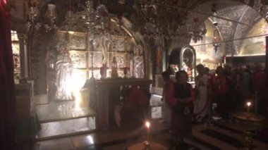 Kudüs, İsrail - 20 Ekim 2019: turistler eski şehrin tarihi mekanlarına taşındılar.