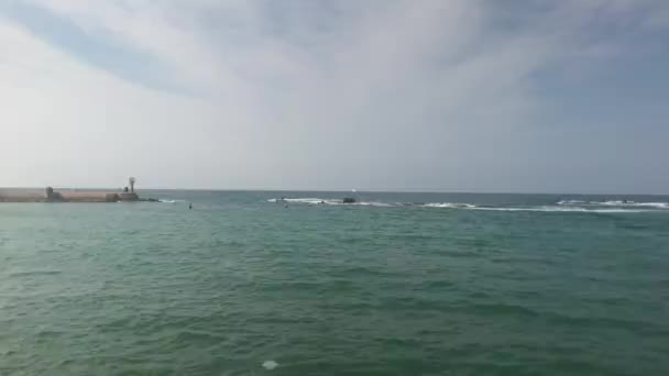 Tel Aviv, Israël - Vue sur la mer depuis le front de mer — Video