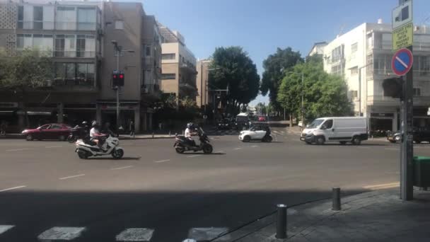 Tel Aviv, Israël - 22 octobre 2019 : touristes dans les rues d'une ville moderne partie 22 — Video