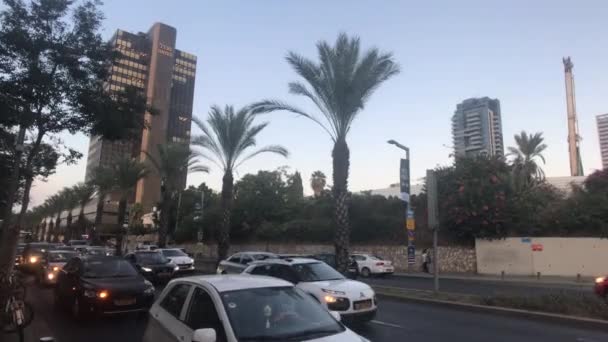 Тель - Авів, Ізраїль - вечірні стежки міської частини 2 — стокове відео
