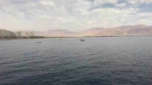 Eilat, Israel - Caminando sobre el Mar Rojo — Vídeos de Stock