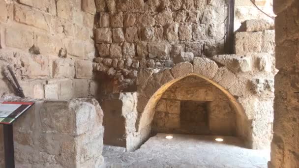 Ajloun, Jordânia - paredes com modelos de tempos antigos — Vídeo de Stock