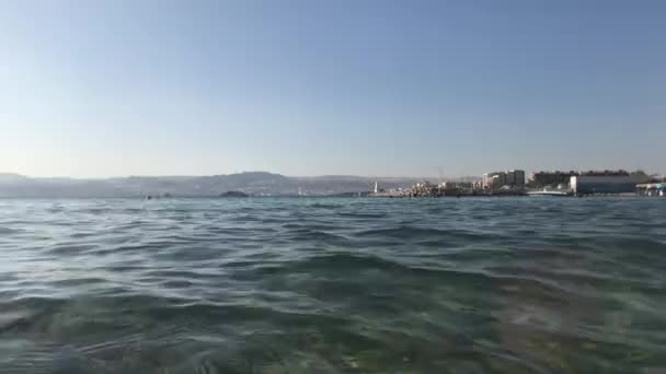 Akaba, Jordanien - liten lokal strand vid Röda havet del 2 — Stockvideo