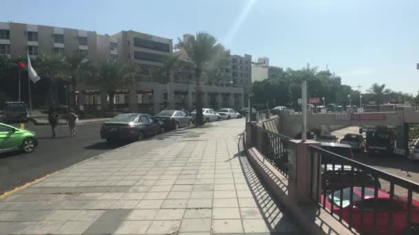 Акаба, Иордания - движение по улицам часть 3 — стоковое видео