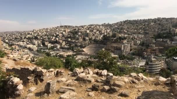 Амман, Иордания - Вид на город с высоты цитадели часть 5 — стоковое видео