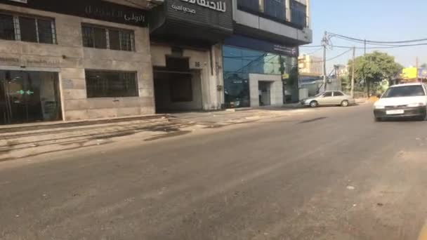 Irbid, Jordania - jazda po autostradzie miejskiej część 9 — Wideo stockowe