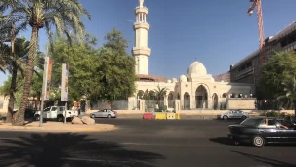 Aqaba, Jordan - streets of the city with beautiful buildings part 16 — Stockvideo
