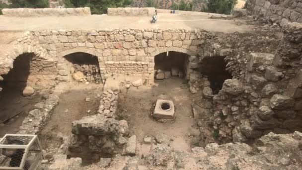 Айлун (Йорданія) - руїни стародавнього замку. — стокове відео