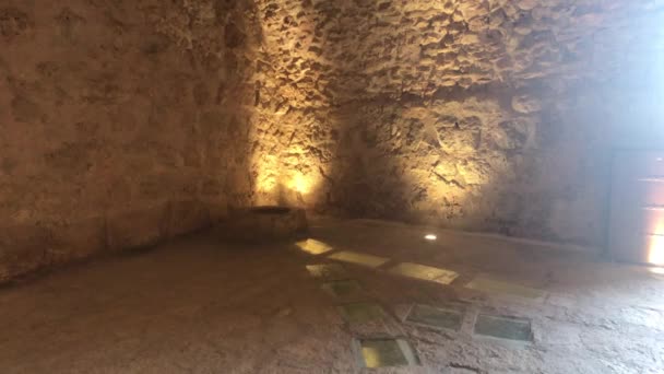 Ajloun, Jordanie - chambres en pierre avec éclairage dans l'ancien château partie 15 — Video