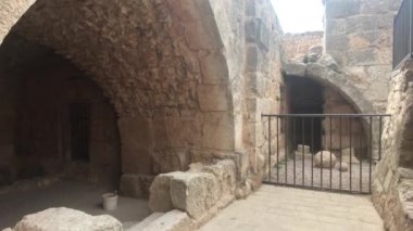 Ajloun, Ürdün - eski zamanlardan kalma kalıplarla dolu duvarlar Bölüm 4